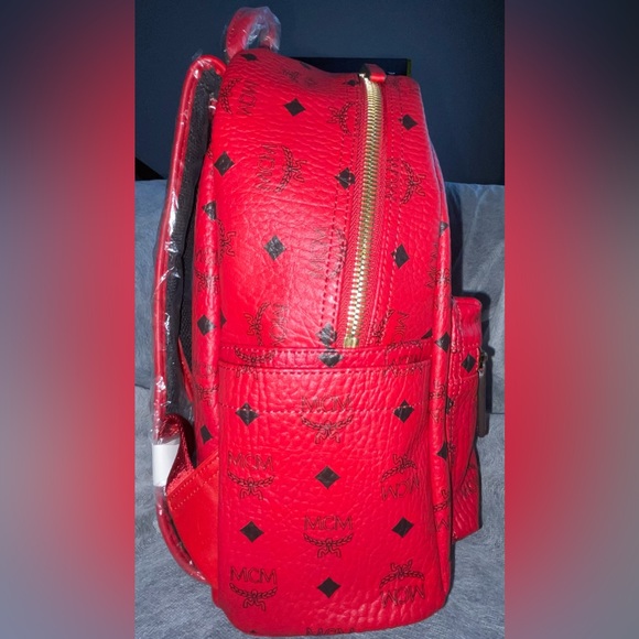 MCM VISETOS SMALL STARK SIGNATURE MONOGRAM LOGO BACKPACK BOOKBAG RUBY RED $720 - Picture 7 of 16